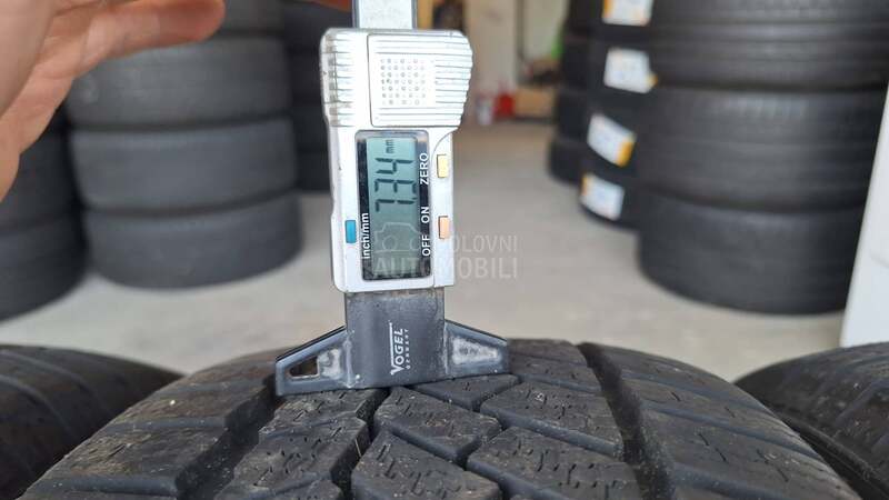 Continental 205/55 R17 Zimska