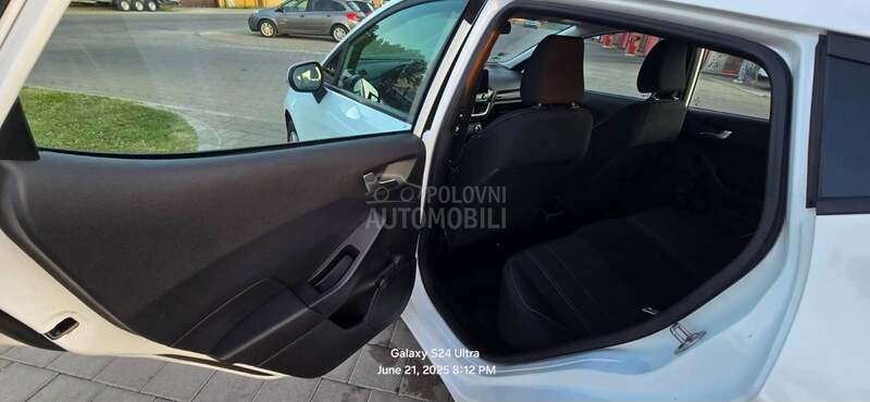 Ford Fiesta 1.1  N.A.V.I