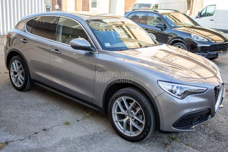 Alfa Romeo Stelvio 2.0 turbo