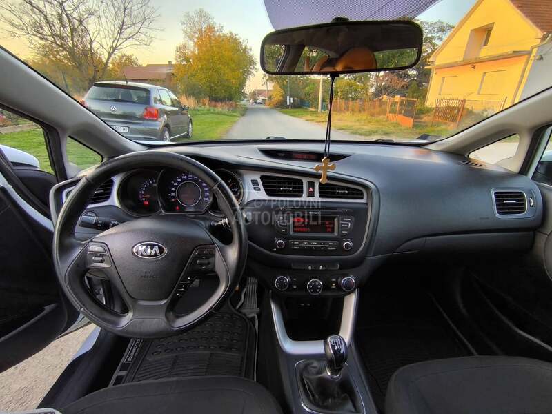 Kia pro_cee`d 