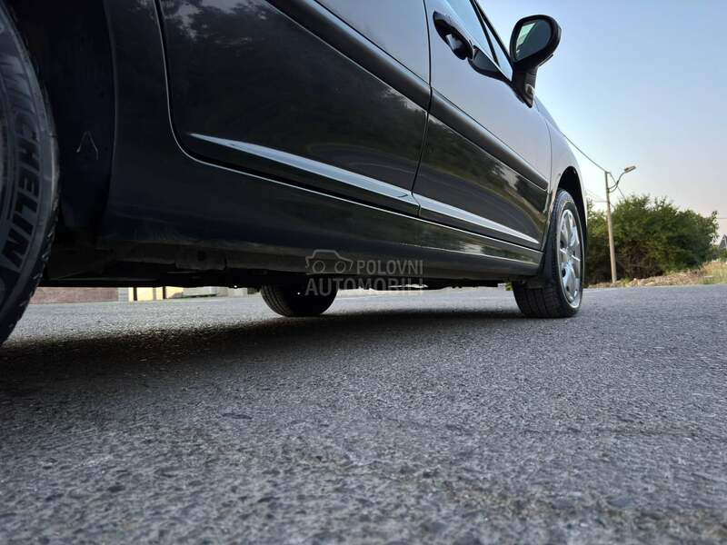 Peugeot 207 1.4 eHdi VEL SERV.