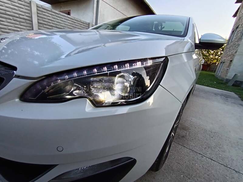 Peugeot 308 ALURE PAN.