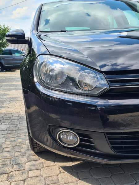 Volkswagen Golf 6 1.6TDI   HIGHLINE