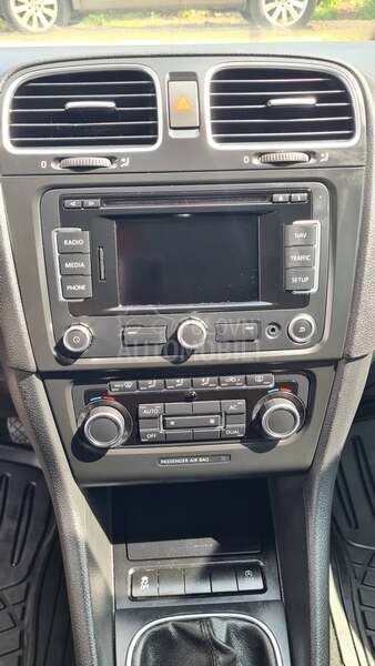 Volkswagen Golf 6 1.6TDI   HIGHLINE