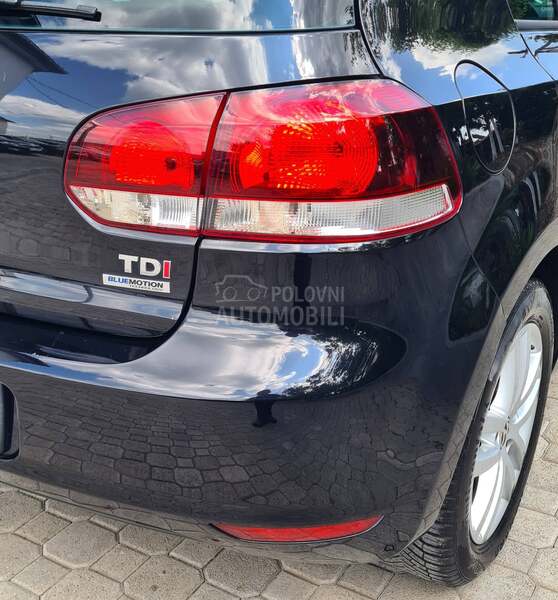 Volkswagen Golf 6 1.6TDI   HIGHLINE