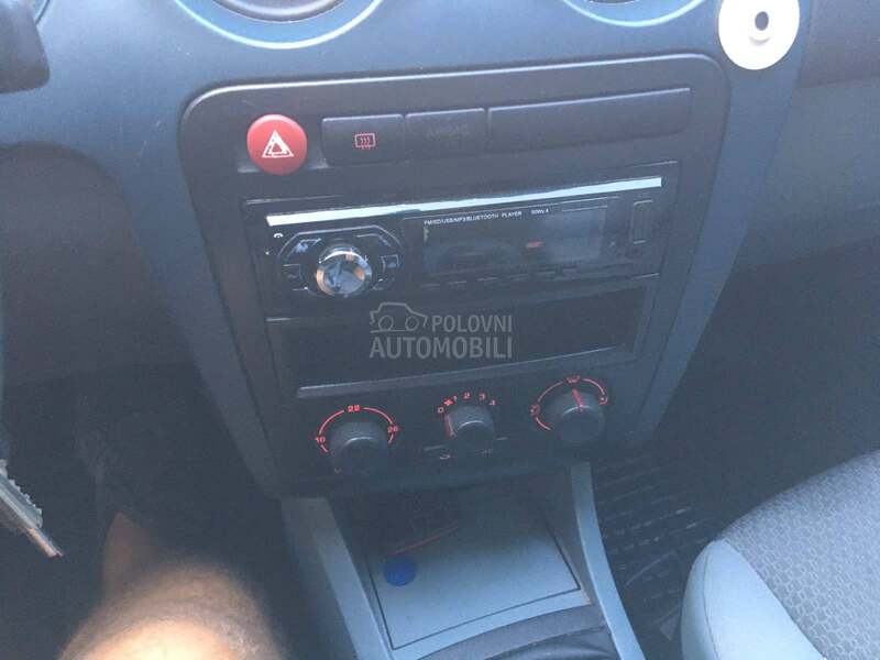 Seat Cordoba zeder