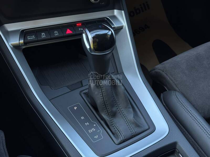 Audi Q3 2.0D/S-Line/Black/20