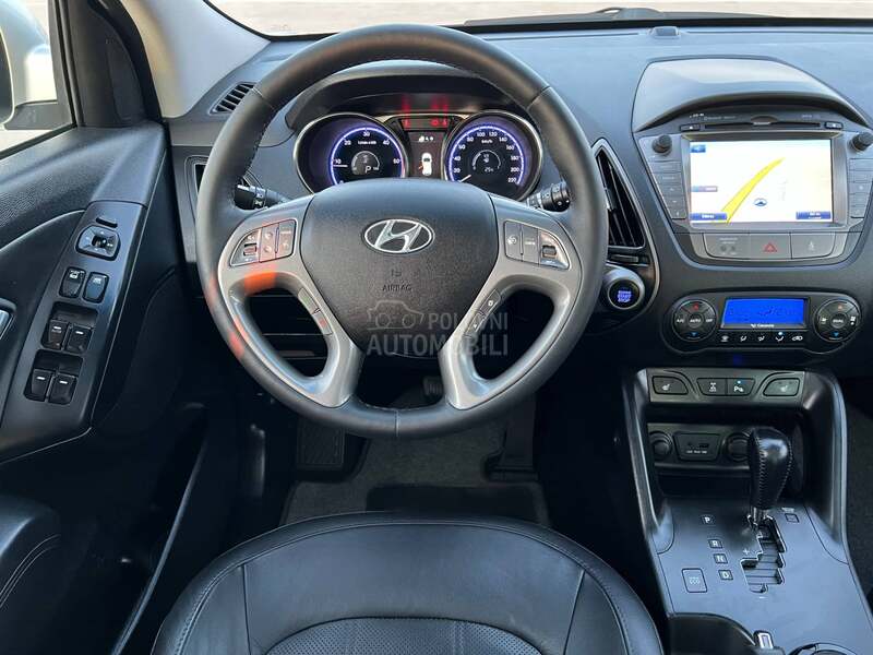 Hyundai ix35 STYLE LED/PAN/NAV...