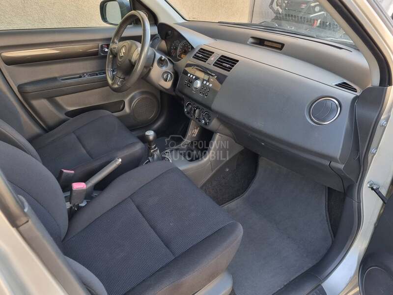 Suzuki Swift 1.3b