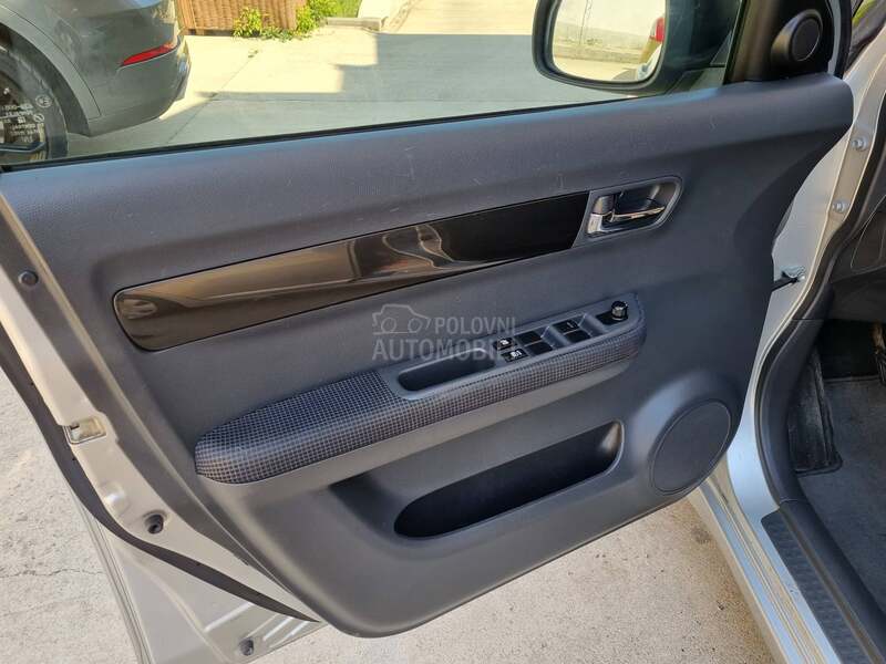 Suzuki Swift 1.3b