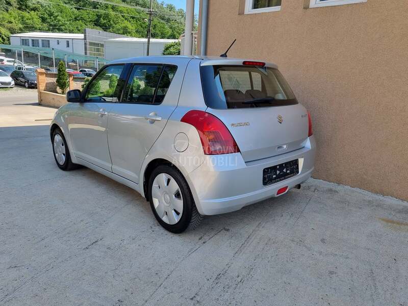 Suzuki Swift 1.3b