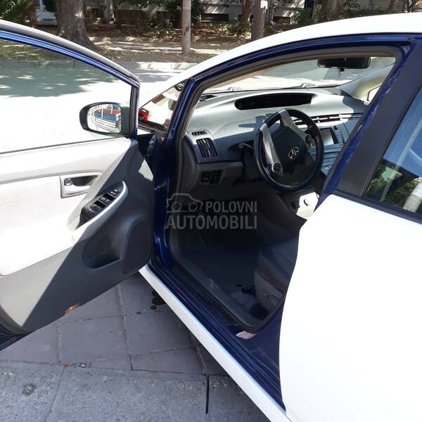 Toyota Prius 1.8