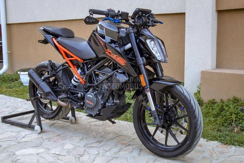 KTM Duke 125 CH A1