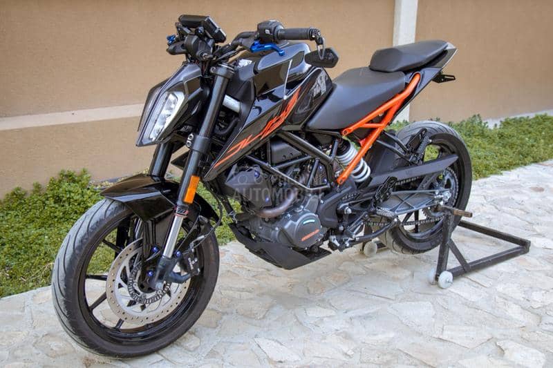 KTM Duke 125 CH A1