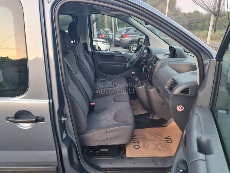 Peugeot Expert LONG KOMBINOVANI
