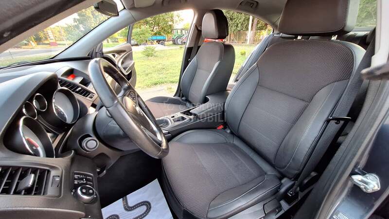 Opel Insignia COSMO