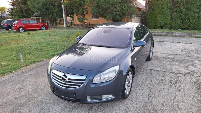 Opel Insignia COSMO