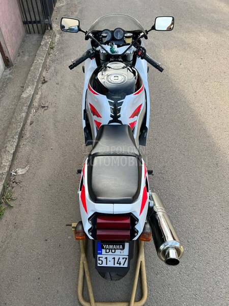 Yamaha YZF 750 FABRIKA NOV
