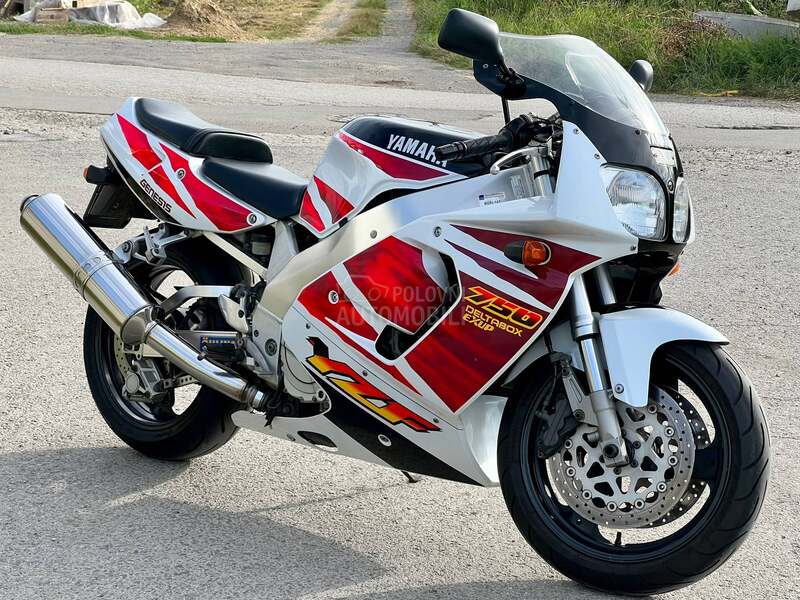 Yamaha YZF 750 FABRIKA NOV
