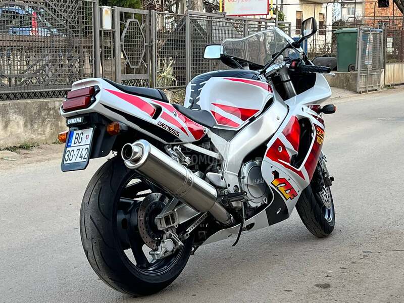 Yamaha YZF 750 FABRIKA NOV