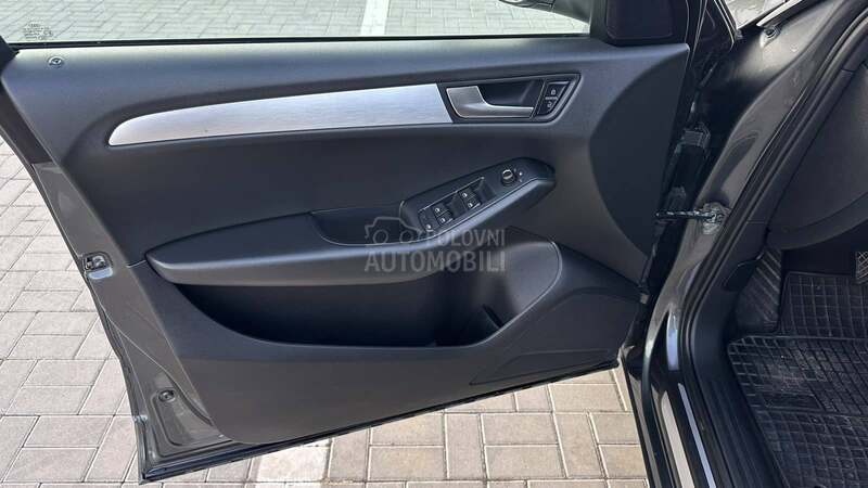 Audi Q5 s line tekst