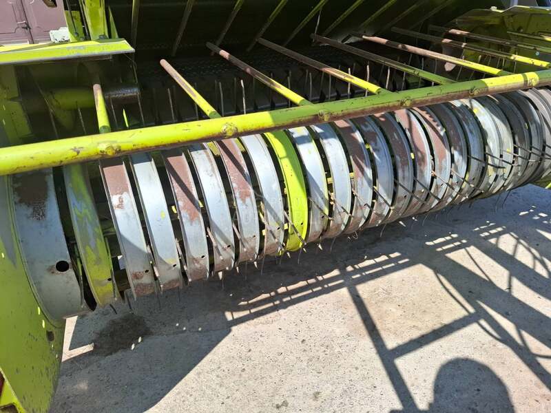 Claas Rollant 46