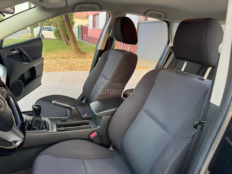 Mazda 3 1.6 CE Sport