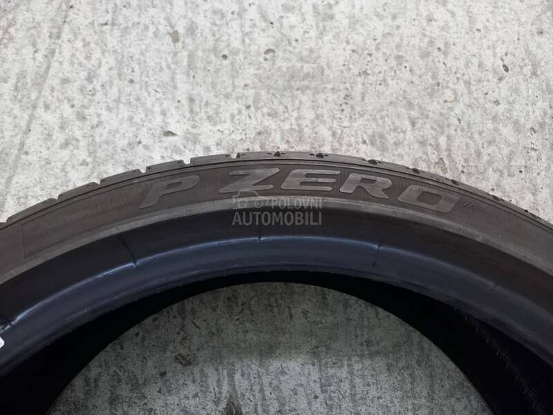 Pirelli 235/35 R19 Letnja