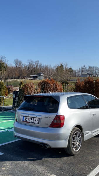 Honda Civic 1.6