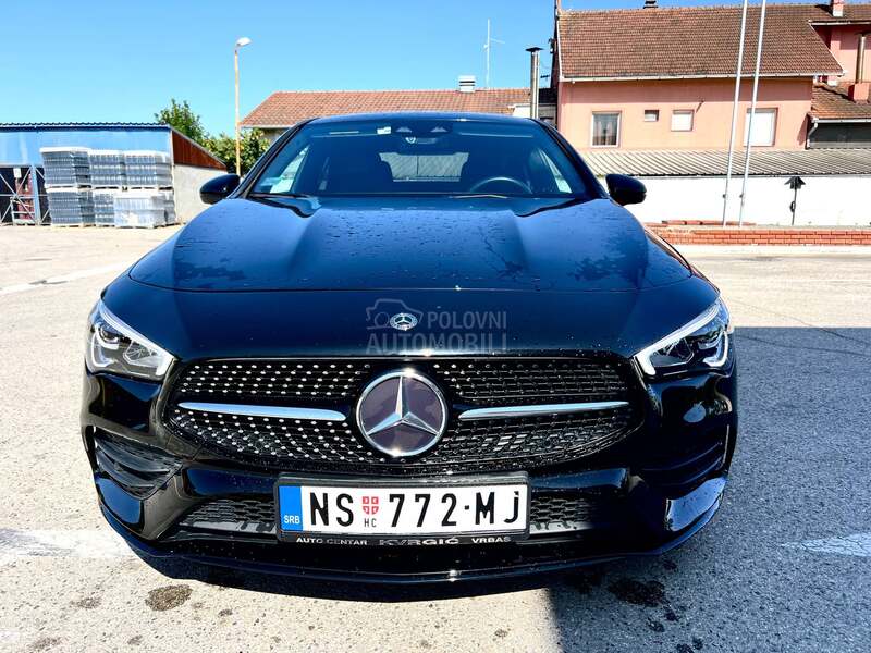 Mercedes Benz CLA 180 AMG PAKET