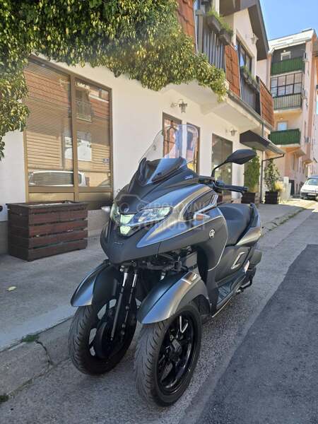 Yamaha tricity
