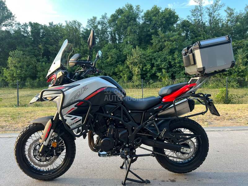 Benelli TRK 702 X SA KOFERIMA