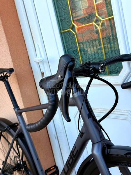 Cube Nuroad 28
