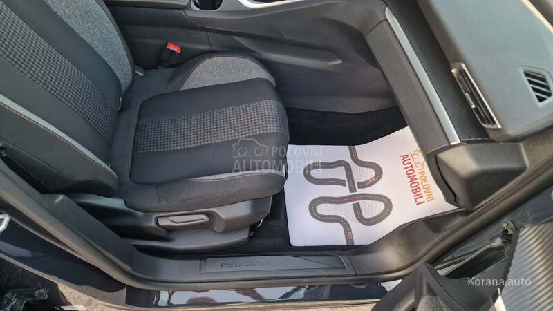 Peugeot 3008 1.5 HDI ACTIVE