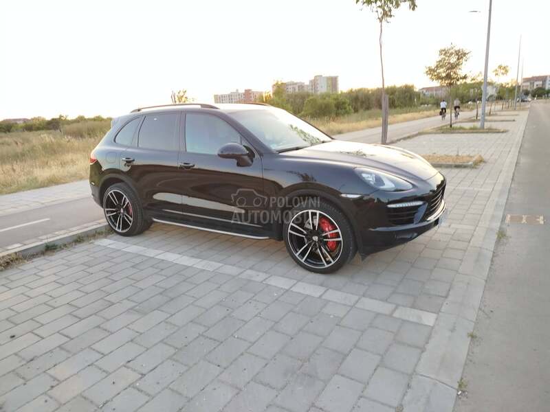 Porsche Cayenne 