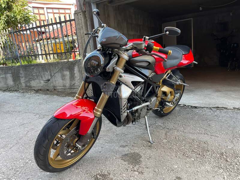 MV Agusta 750 brutale