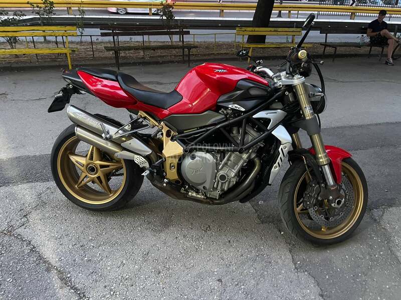 MV Agusta 750 brutale