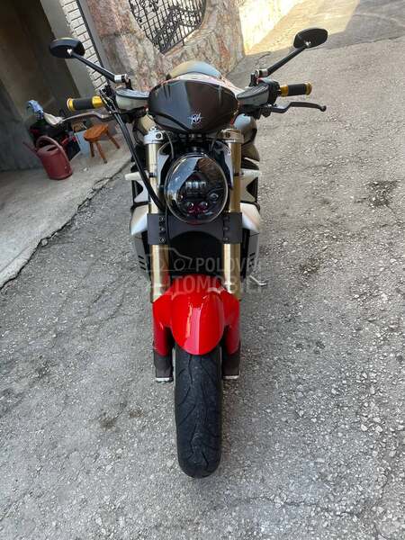 MV Agusta 750 brutale