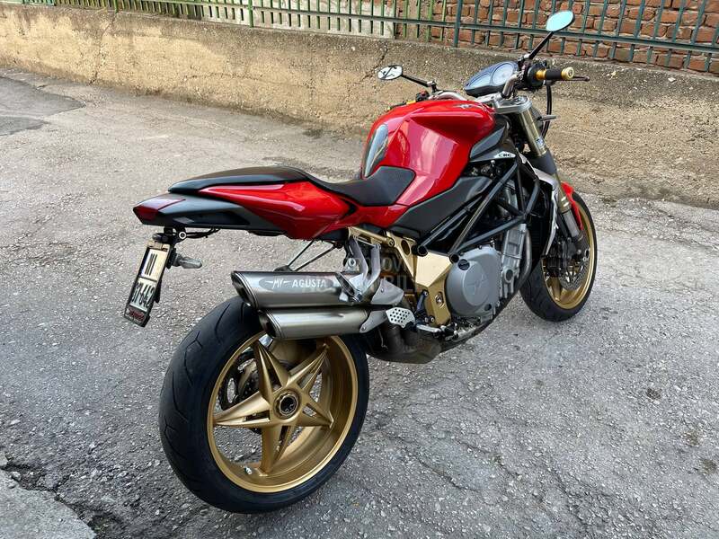 MV Agusta 750 brutale