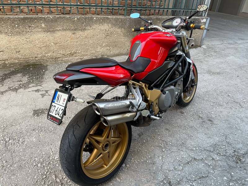 MV Agusta 750 brutale