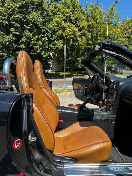 Mazda MX-5 Miata