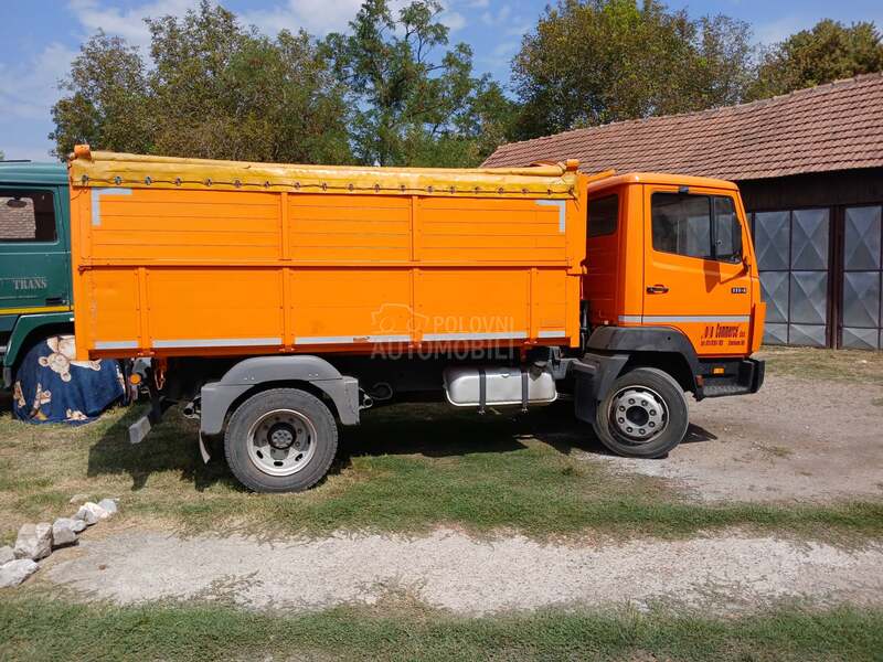 Mercedes Benz 1114