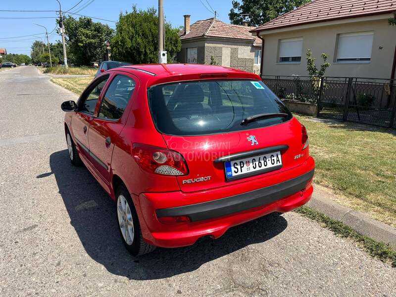Peugeot 206 plus 5.5.0.0.0.K.M.