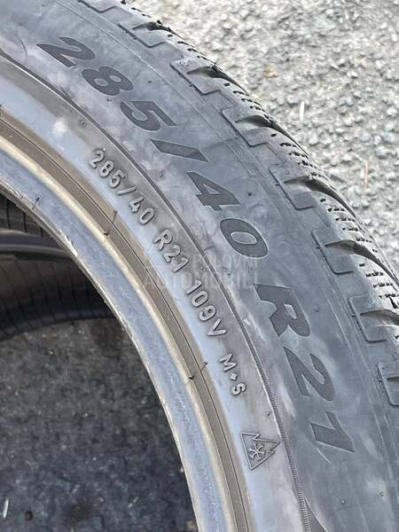 Pirelli 285/40 R21 Zimska