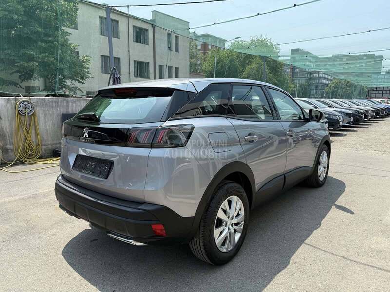 Peugeot 3008 1.2 B