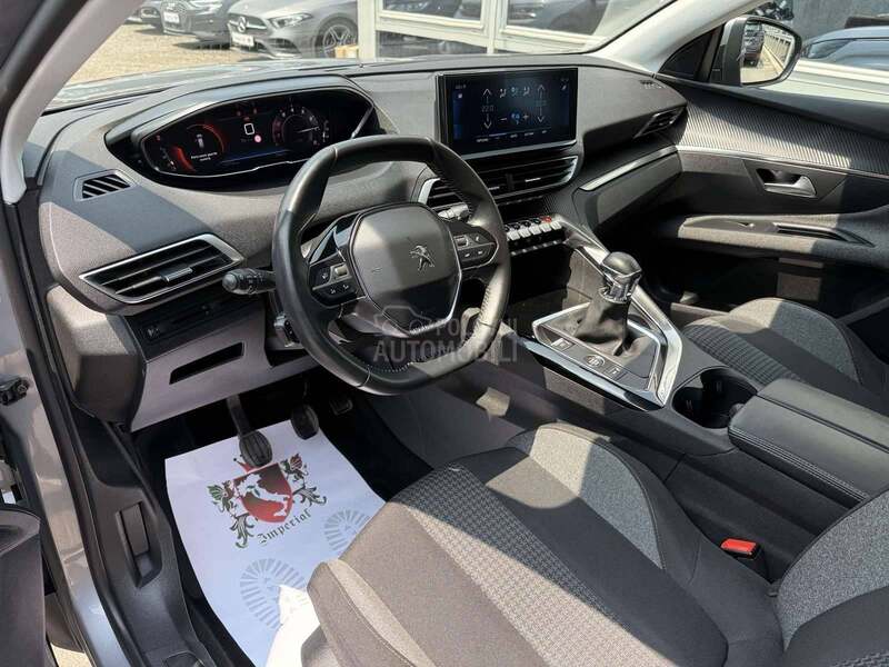 Peugeot 3008 1.2 B