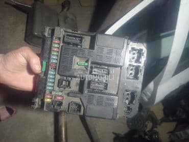 Osigurači i table osigurača za Peugeot 206, 307, 406 ...