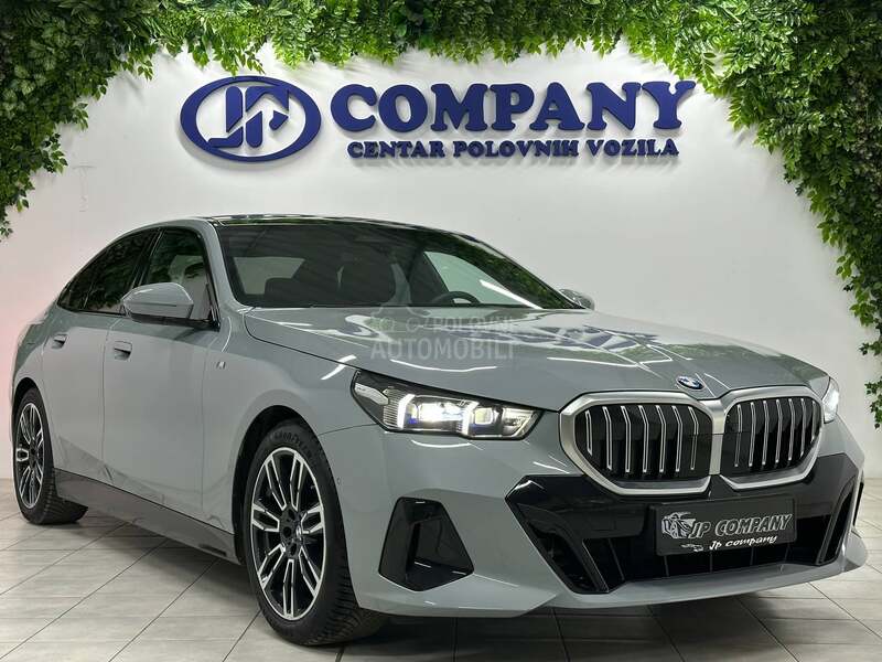 BMW 520 D xDrive M SPORT PAN