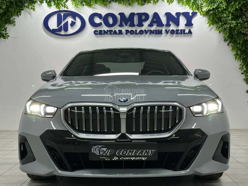 BMW 520 D xDrive M SPORT PAN
