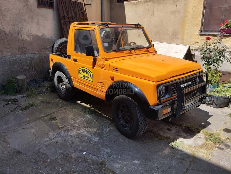Suzuki SJ Samurai 